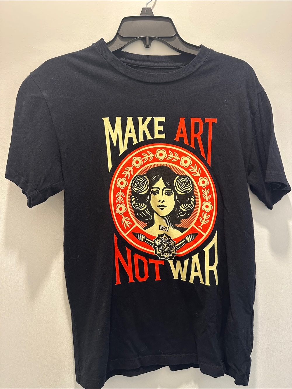 Make Art Not War Graphic T-Shirt